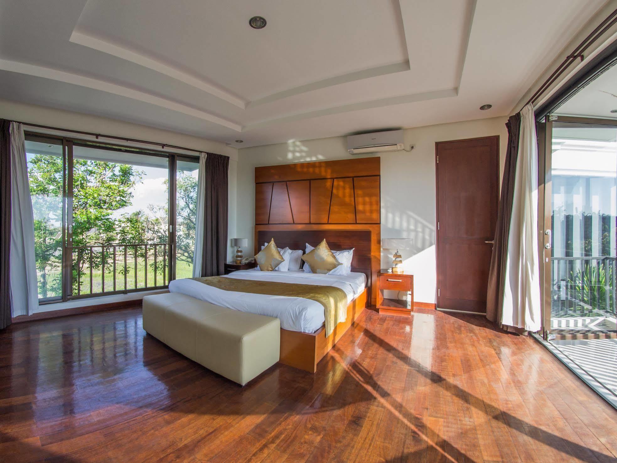 Villa Uma Girasole Canggu Dış mekan fotoğraf